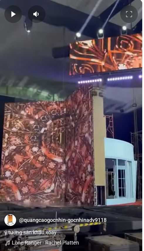 sân khấu xoay tròn